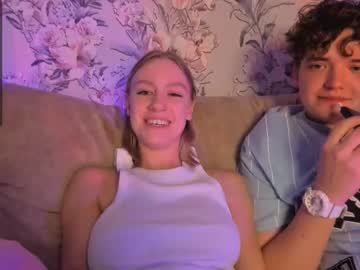 couple Live Sex Cams Mature with leon_devol