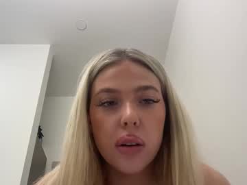 girl Live Sex Cams Mature with emabluee2