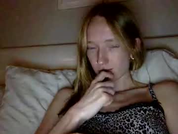 girl Live Sex Cams Mature with littlee_redd